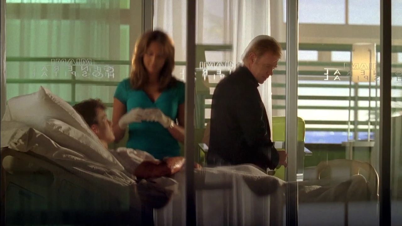 2007_CSIMiami-S06E04-162.jpg