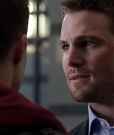 Arrow-S01-E22-075.jpg