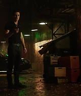 Arrow-S02-E01-0237.jpg