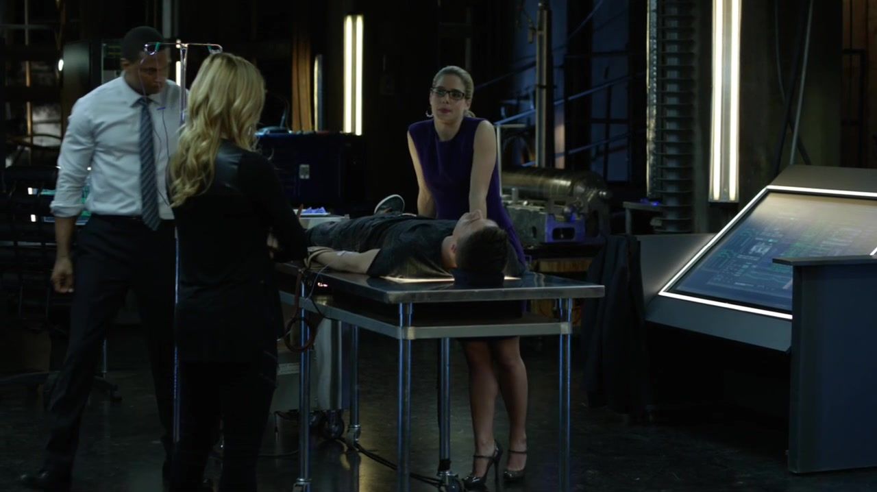 Arrow-S02-E20-0152.jpg