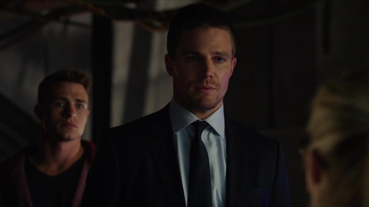 Arrow-S03E01-0059.jpg